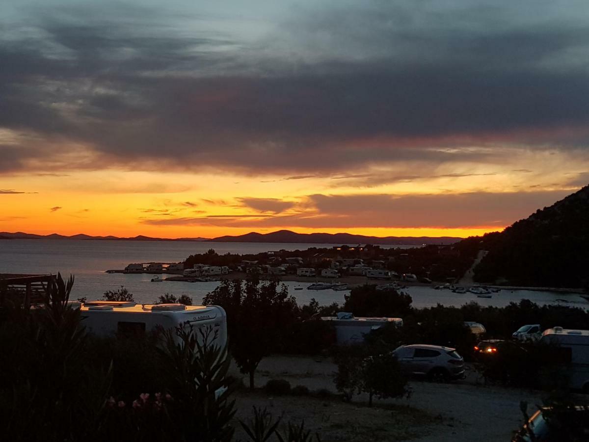 Mobile Home Tiva Drage Bagian luar foto